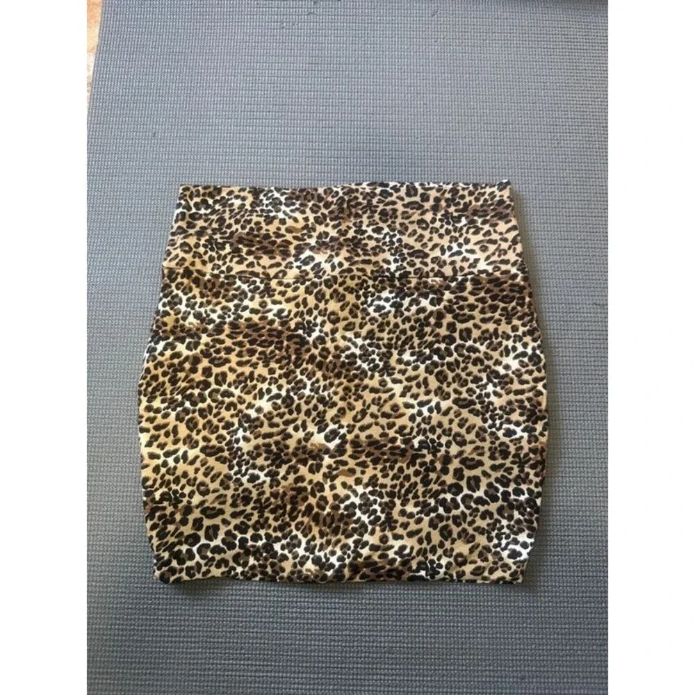 Wet Seal Y2K Cheetah Print Skirt